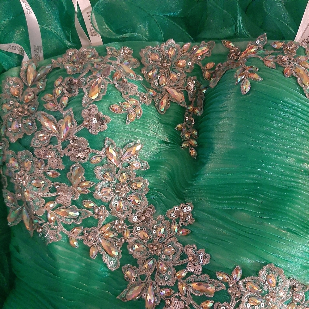 Tony Bowls Prom Dress